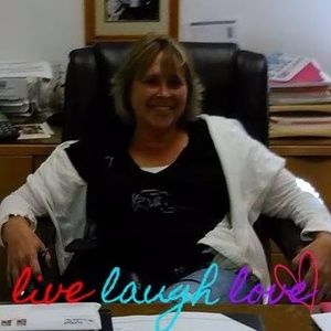 Meet your Posher, Sharon